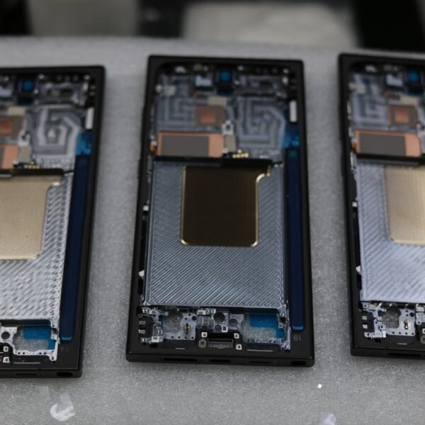 Samsung LCD Frame Assembly Services | Luoyi Technology